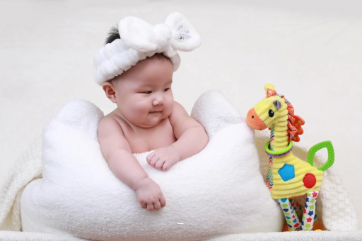 内江宝宝几个月翻身 内江宝宝几个月翻身